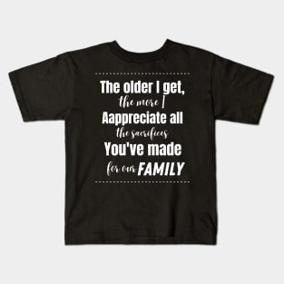 Thanks Dad: Celebrating Father's Day and Gratitude for Your Sacrifices Kids T-Shirt